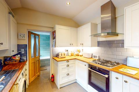 13a Arundel Road, Croydon, CR0 2ER
