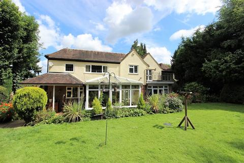 Kings Acre Forest Drive, Kingswood, Tadworth, KT20 6LP