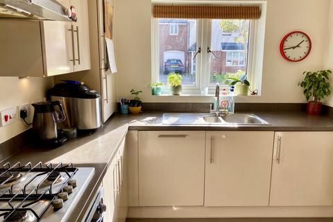 5 Hazel Copse, Hambrook, Chichester, PO18 8EQ