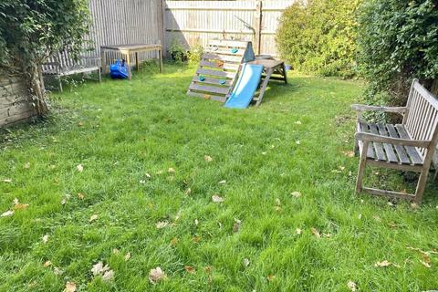 5 Hazel Copse, Hambrook, Chichester, PO18 8EQ