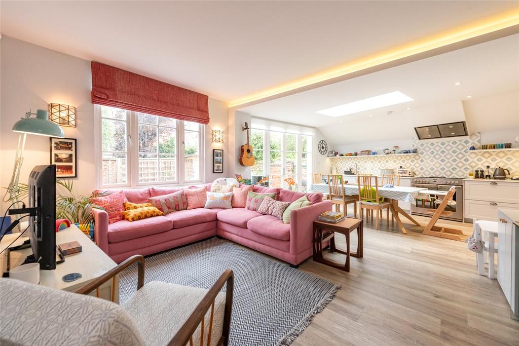 Odessa Road, London, NW10 3 bed flat £799,950
