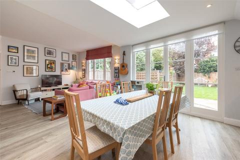 18 Odessa Road, London, NW10 5YH