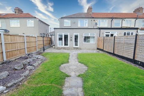 39 Percy Road, Romford, RM7 8QX