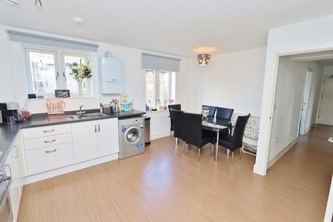28 Raven Close, Romford, RM7 0FD