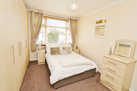 30 Ferndale Road, Romford, RM5 3ER