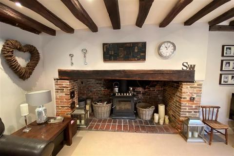 Knoxbridge Farmhouse Cranbrook Road, Frittenden, Cranbrook, TN17 2BT