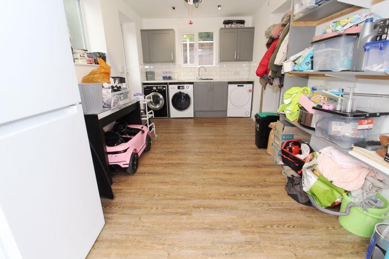 Garage/Utility Area