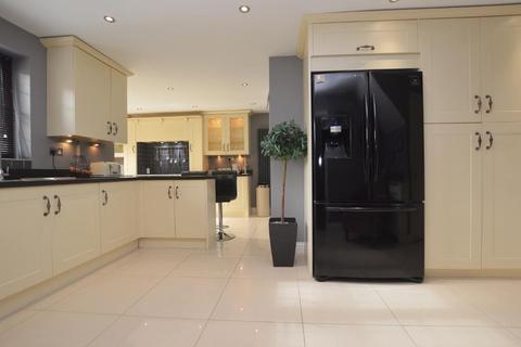 8 Ashdale Gardens, Luton, LU3 4DE
