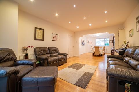 27 Woodlands Close, London, NW11 9QR