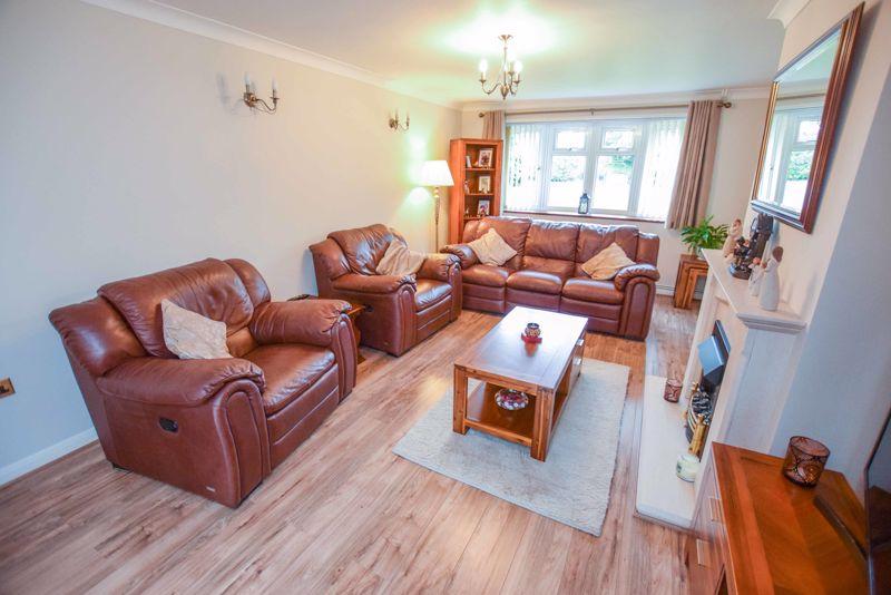 Southend Road, StanfordLeHope 3 bed semidetached house £425,000