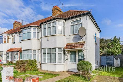 50 Pembroke Road, London, N13 5NN