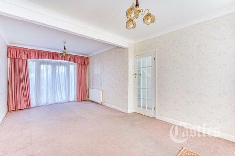 50 Pembroke Road, London, N13 5NN