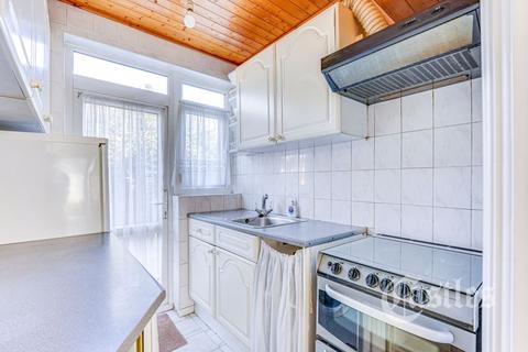 50 Pembroke Road, London, N13 5NN