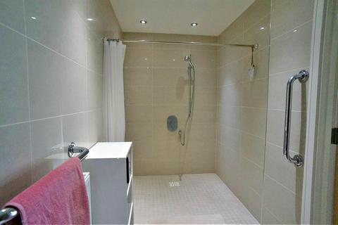 12 Louisa Oakes Close, London, E4 8AS