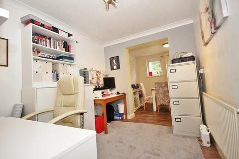 18 Kidder Road, Rayne, Braintree, CM77 6TN