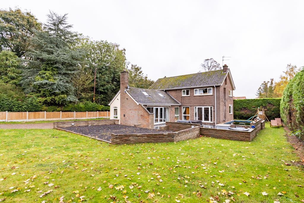 Old Vicarage Drive, Appleby, Scunthorpe 4 bed detached house £399,999