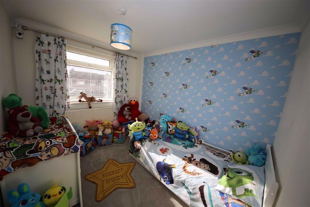 BEDROOM 3 (front)
