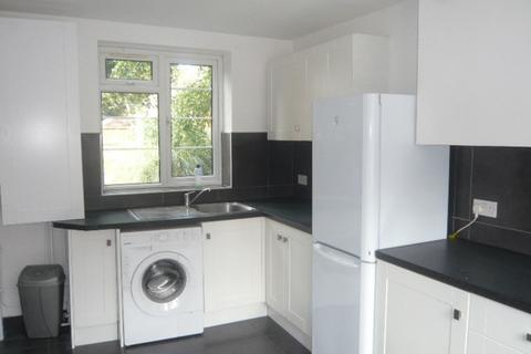 undefined, Central Feltham, Feltham
