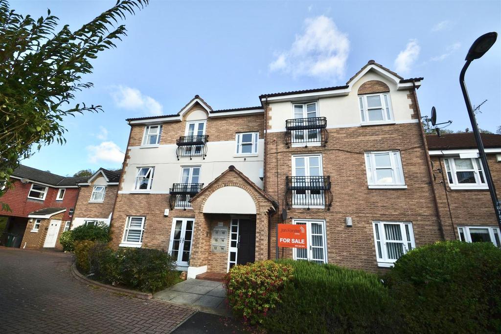 Birkdale, Whitley Bay 2 bed apartment £115,000