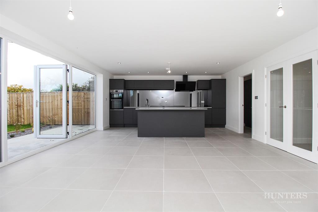 Kitchen Image 2
