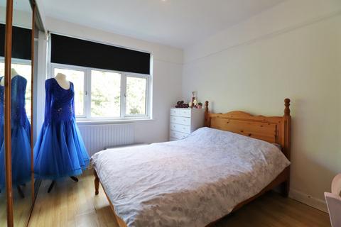17 Ferndale, Bromley, BR1 2RX