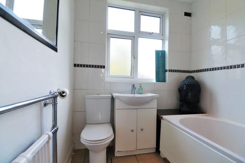 17 Ferndale, Bromley, BR1 2RX
