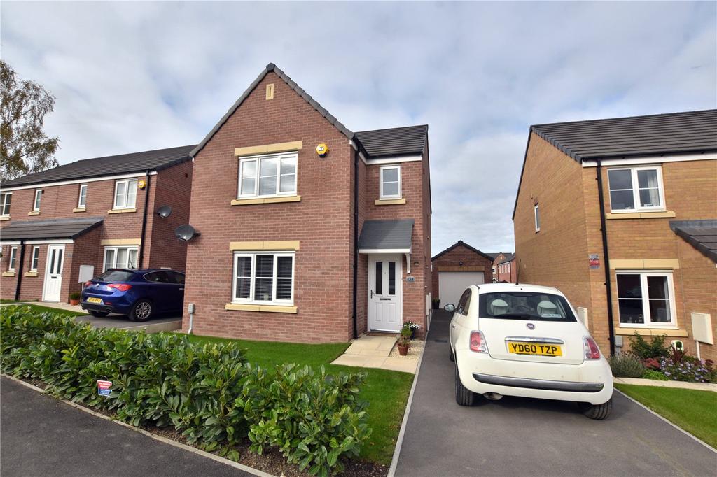 Albert Drive, Morley, Leeds 3 bed detached house £249,995