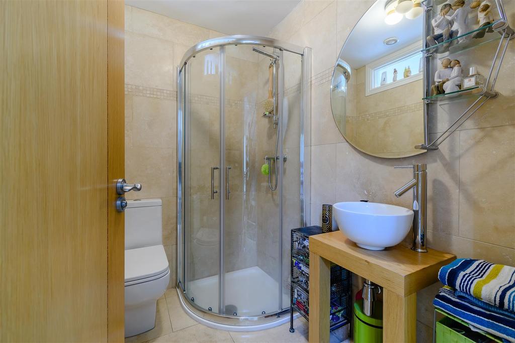 8439922-interior07.jpg