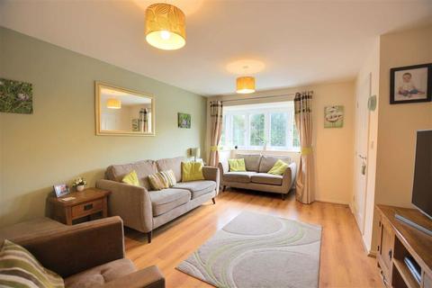 51 Woodvale Kingsway, Quedgeley, Gloucester, GL2 2BU