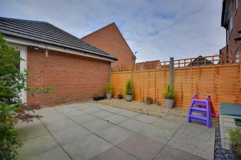 51 Woodvale Kingsway, Quedgeley, Gloucester, GL2 2BU