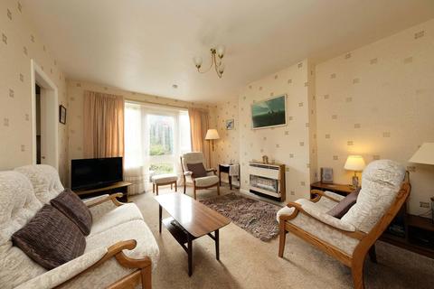 15 Fox Spring Rise, Edinburgh, EH10 6NE