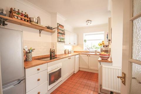 4 North Road, Ashton Gate, Bristol, BS3 2EE