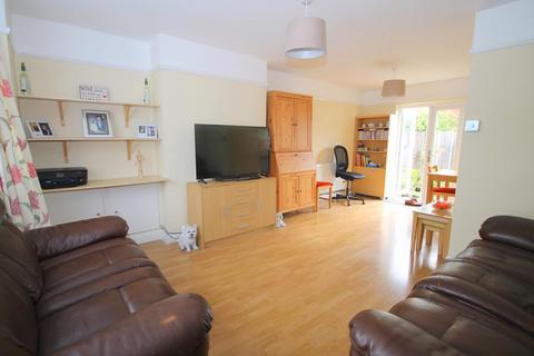 15 Cranleigh Road, Feltham, TW13 4PZ