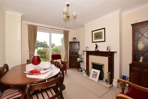 126 Abbotts Road, Mitcham, CR4 1JW