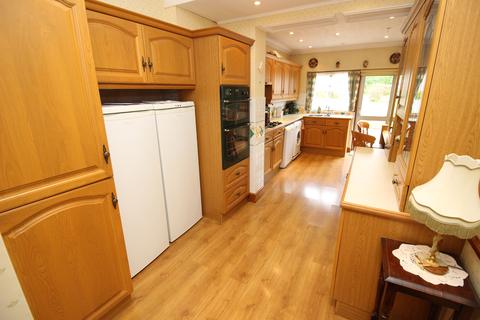 30 Ebbisham Road, Worcester Park, KT4 8NE