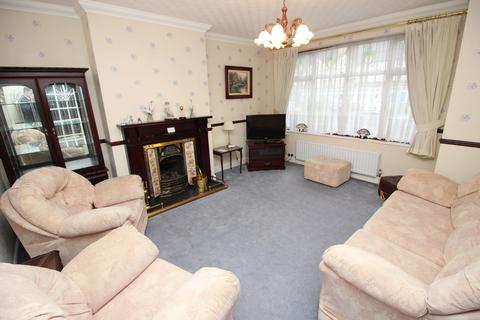 30 Ebbisham Road, Worcester Park, KT4 8NE