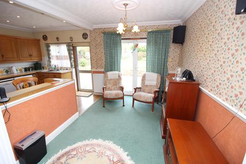 30 Ebbisham Road, Worcester Park, KT4 8NE