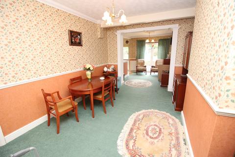 30 Ebbisham Road, Worcester Park, KT4 8NE