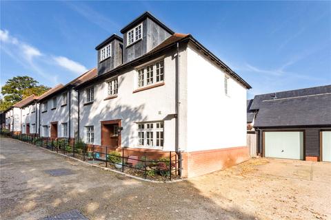 8 Monks Walk, Winchester, SO23 7GD