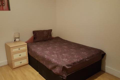 1 bedroom in a house share to rent, Room 2 ,Passey Road, Moseley, B13 9NU