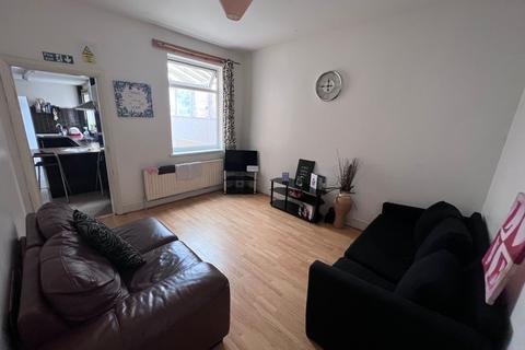 1 bedroom in a house share to rent, Room 2 ,Passey Road, Moseley, B13 9NU