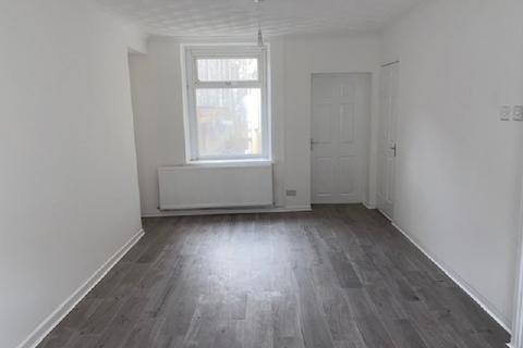 39 King Street, Neath, SA11 1PW