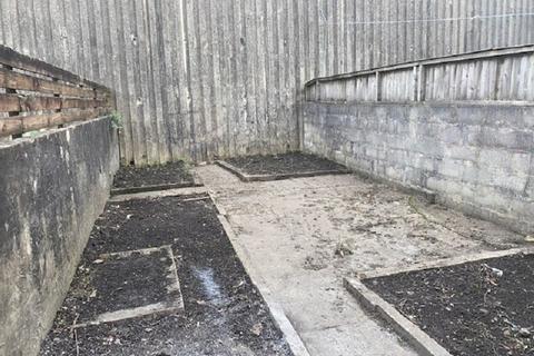 39 King Street, Neath, SA11 1PW