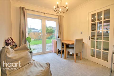 88 Tenter Lane, Warmsworth, Doncaster, DN4 9PS