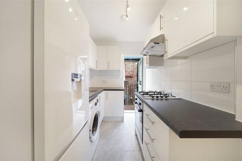2 bedroom flat to rent, Crewys Road, Childs Hill, London, NW2