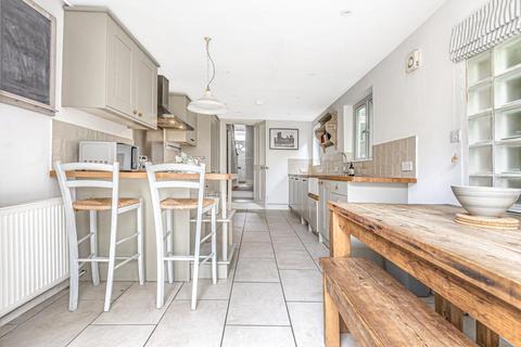 26 Torrens Road, London, SW2 5BT