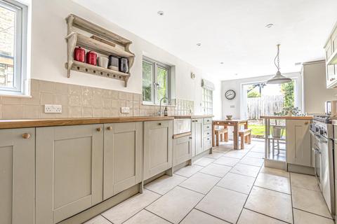 26 Torrens Road, London, SW2 5BT