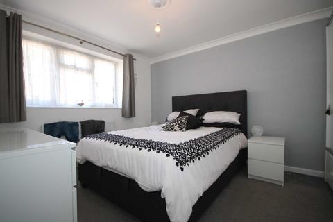 15 Crouchfield, Hemel Hempstead, HP1 1PA