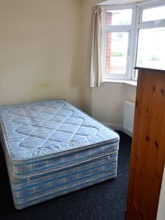7 bedroom semi-detached house to rent - Lee Road, Leamington Spa CV31