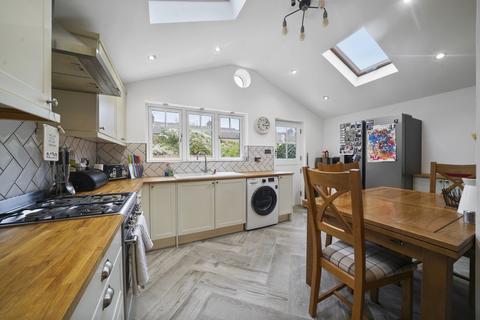 31a Grove Avenue, London, W7 3ER